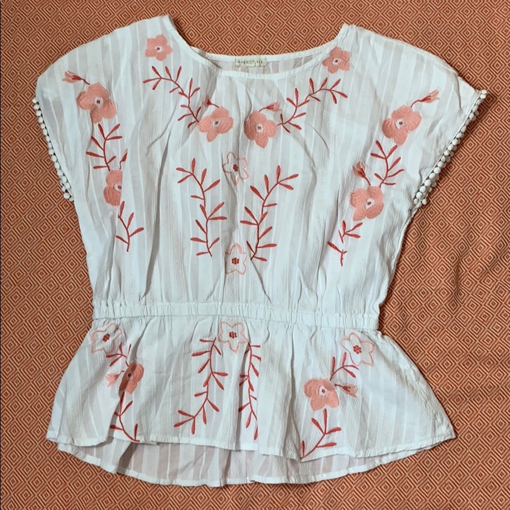 🌸 Embroidered peplum white pink cotton shi…